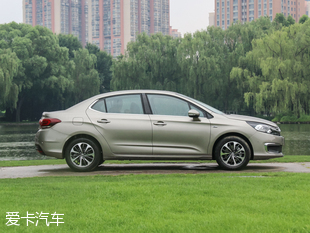 東風(fēng)雪鐵龍2016款雪鐵龍C4L