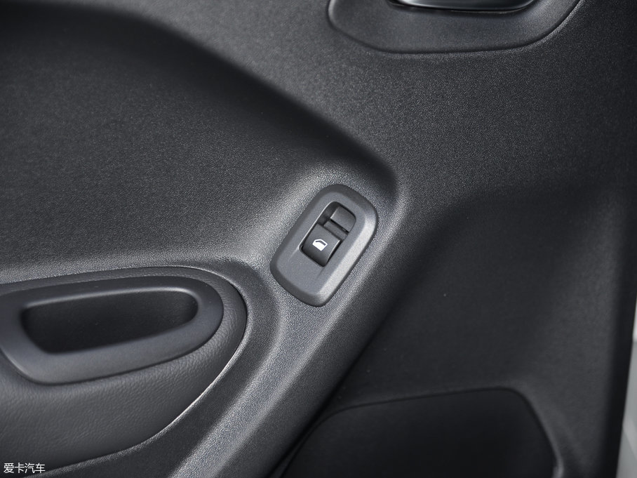 2017ѩFC3-XR 1.6L Ԅ(dng)h