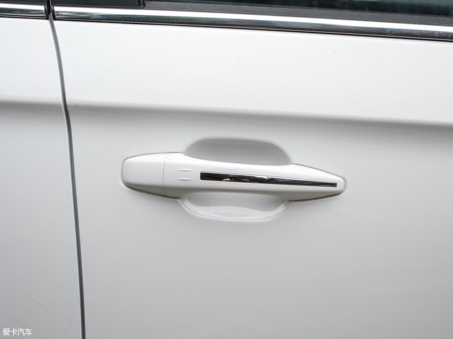 2017ѩFC3-XR 230THP Ԅ