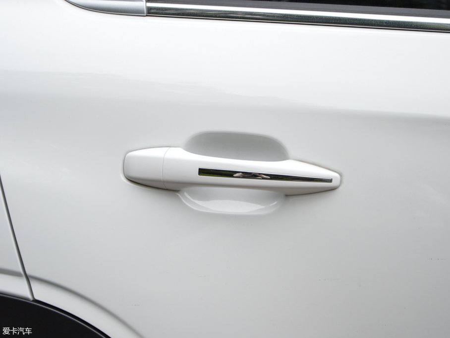 2017��ѩ�F��C3-XR 230THP �Ԅ�(d��ng)������