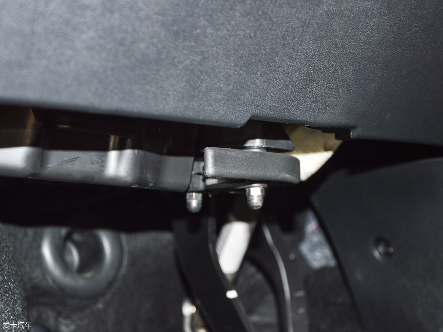 2017��ѩ�F��C3-XR 230THP �Ԅ����h��