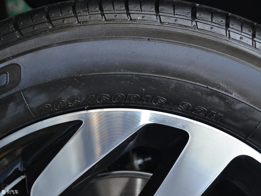 2017ѩFC3-XR 1.6L Ԅh