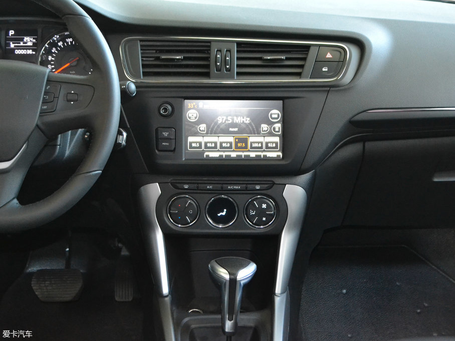 2017��ѩ�F��C3-XR 1.6L �Ԅ����h��