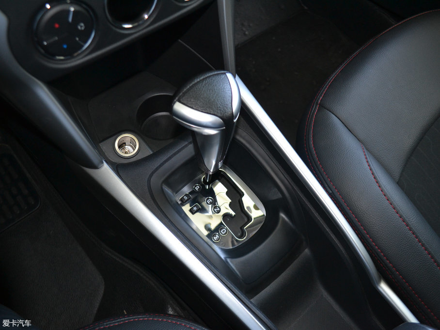 2017��ѩ�F��C3-XR 1.6L �Ԅ����h��