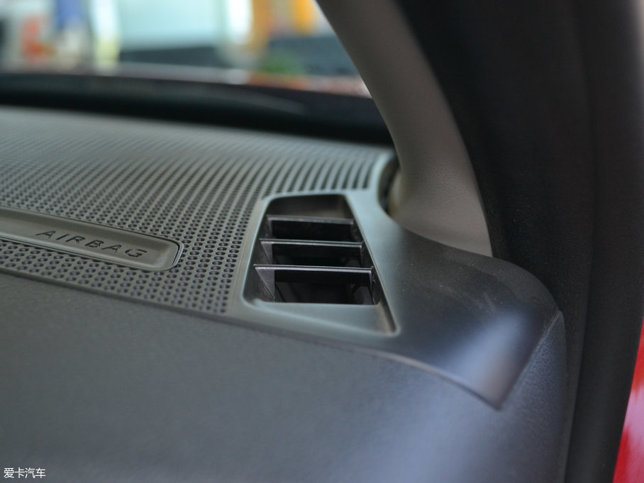 2017ѩFC3-XR 1.6L Ԅh