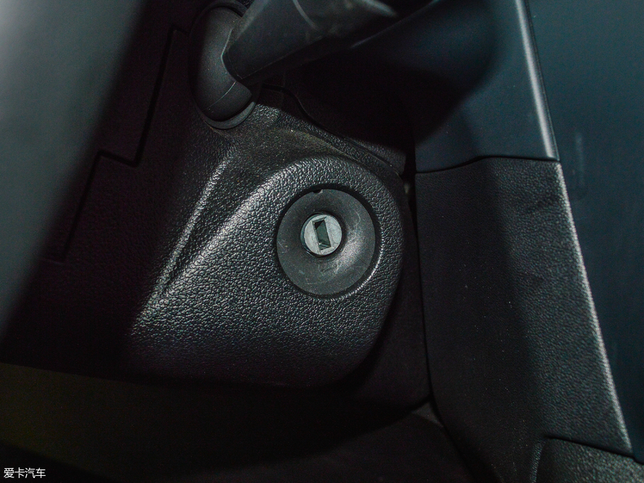 2017ѩFC3-XR 1.6L քh