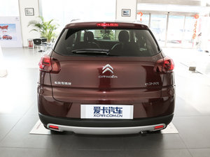 2017款1.6L 手动先锋型 正后	