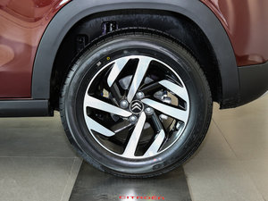 2017款1.6L 手动先锋型 轮圈