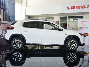 2017款1.6L 手动先锋型 整体外观