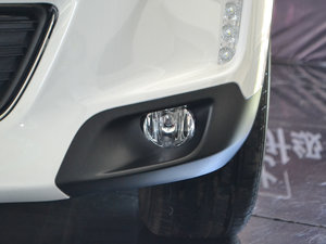 2017款1.6L 手动先锋型 前雾灯