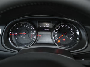 2017款1.6L 手动先锋型 仪表