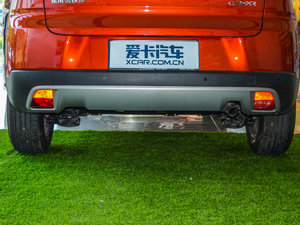 2017款1.6L 手动先锋型 轮胎品牌