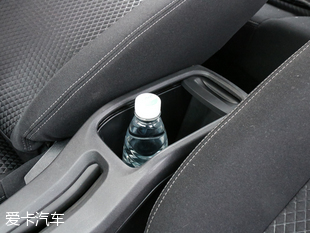 東風雪鐵龍2017款全新愛麗舍