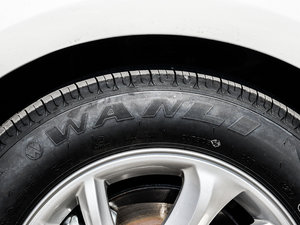 2017款1.6L 自动舒适型 轮胎品牌