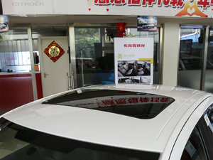 2017款1.6L 手动舒适型 车顶