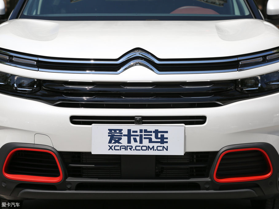 2017 C5 AIRCROSS 380THP Ş