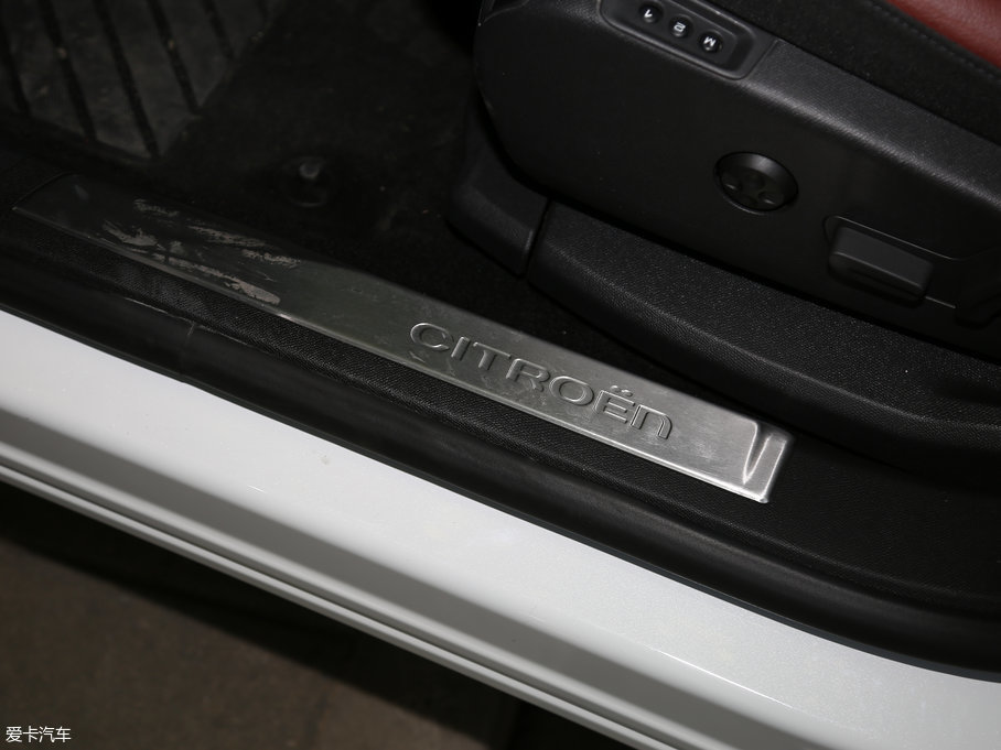 2017 C5 AIRCROSS 380THP Ş