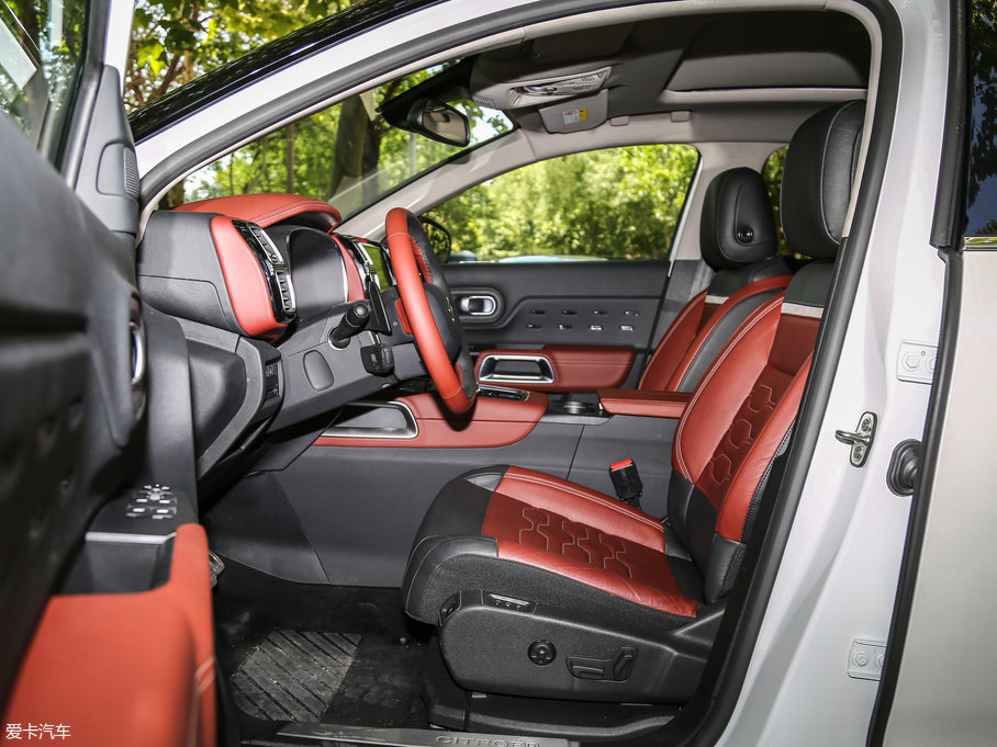 2017 C5 AIRCROSS 380THP Ş