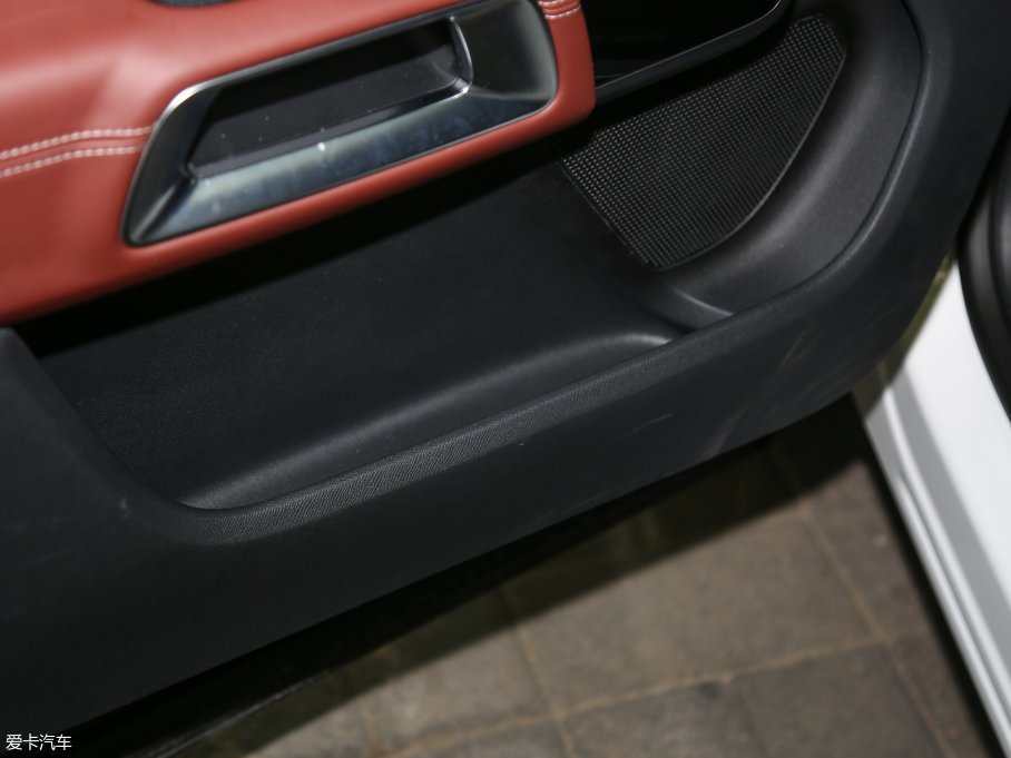 2017 C5 AIRCROSS 380THP Ş