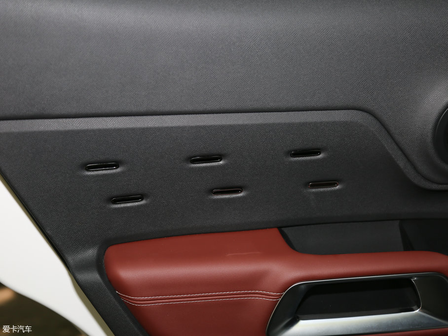 2017 C5 AIRCROSS 380THP Ş