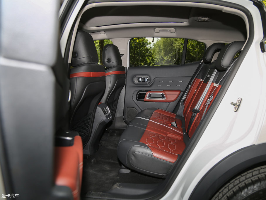 2017 C5 AIRCROSS 380THP Ş