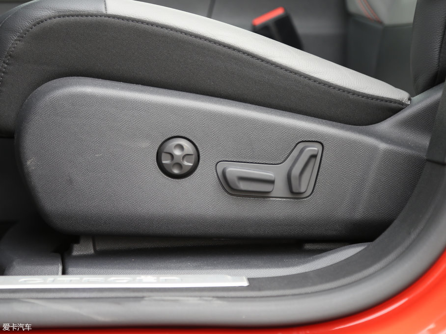 2017 C5 AIRCROSS 380THP Ş