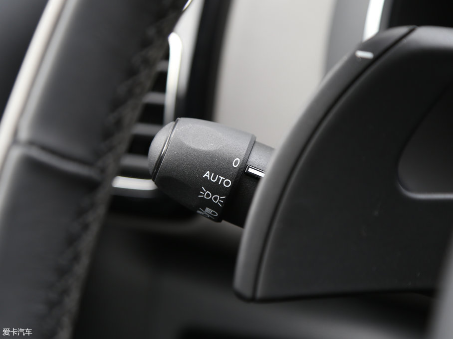 2017 C5 AIRCROSS 380THP Ş