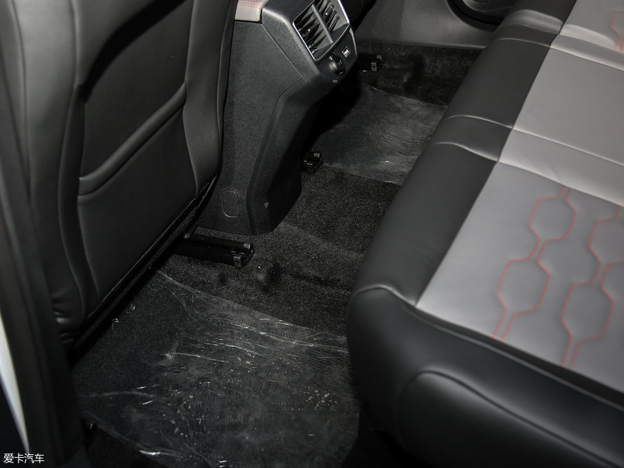 2017������ C5 AIRCROSS 380THP ���A��