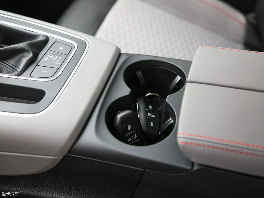 2017 C5 AIRCROSS 350THP r