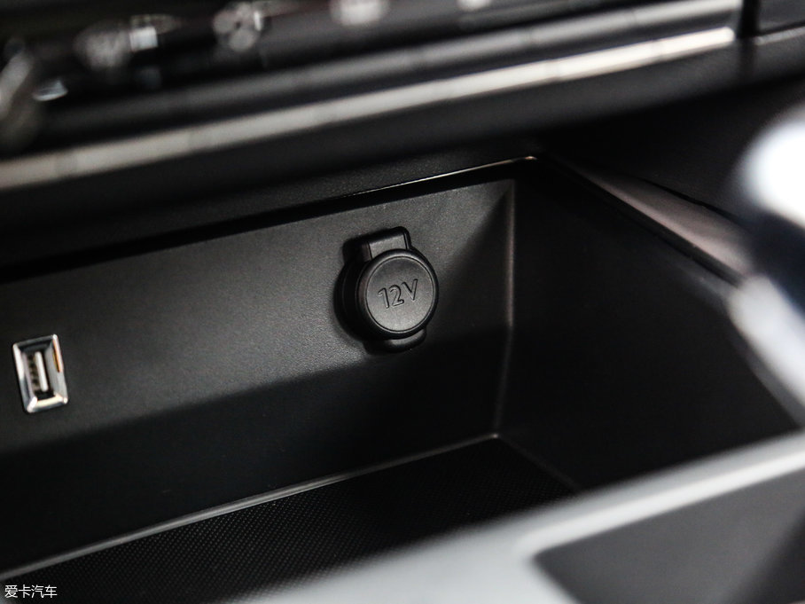 2017 C5 AIRCROSS 350THP r