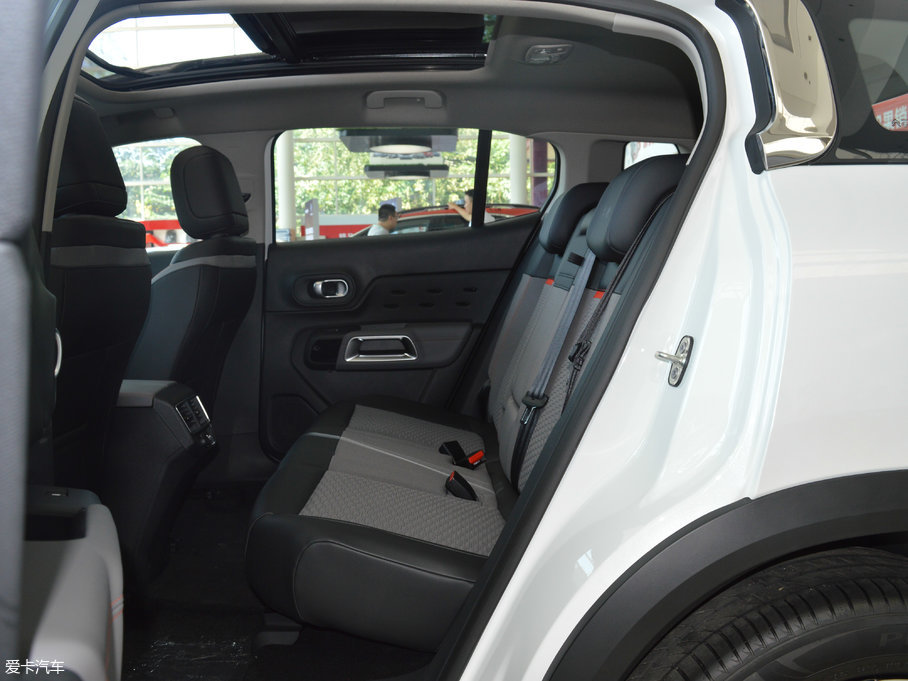 2017 C5 AIRCROSS 350THP r