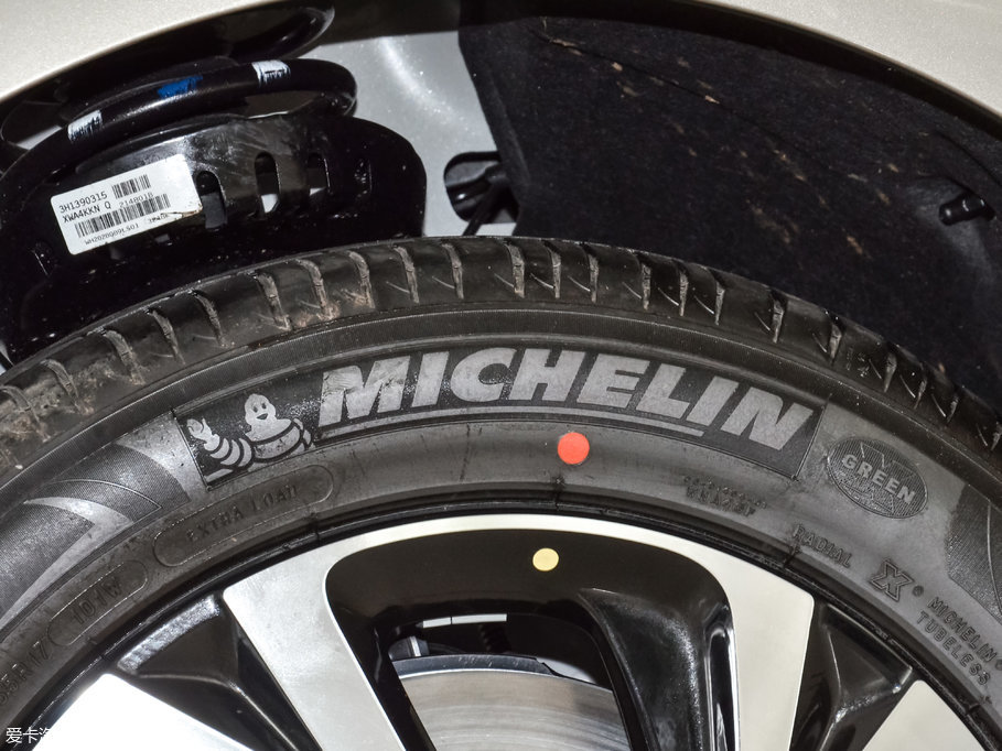 2017��ѩ�F��C5 350THP �ԄӺ��A��