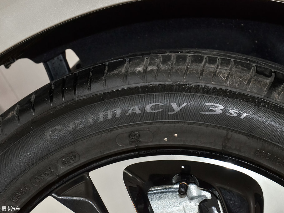 2017��ѩ�F��C5 350THP �ԄӺ��A��