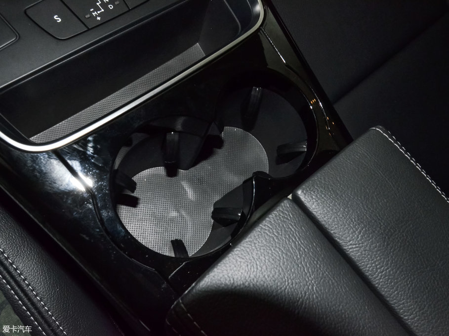 2017ѩFC5 350THP ԄӺA