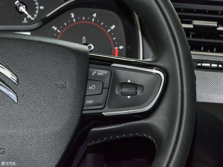 2017��ѩ�F��C5 350THP �ԄӺ��A��