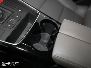 東風(fēng)雪鐵龍2017款雪鐵龍C5