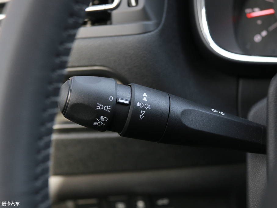 2018��C4���� 1.6L �ԄӺ��A��