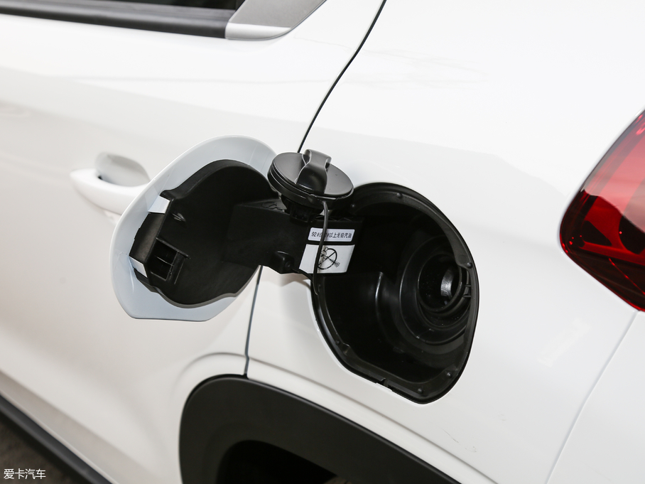 2018ѩFC3-XR 1.6L Ԅ(dng)h