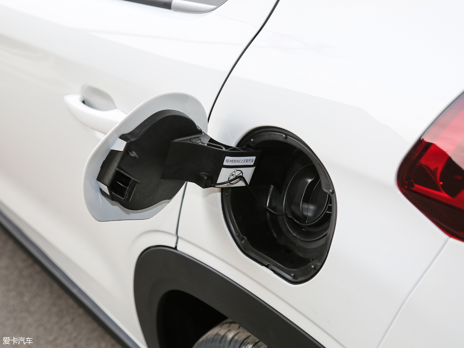 2018��ѩ�F��C3-XR 1.6L �Ԅ����h��