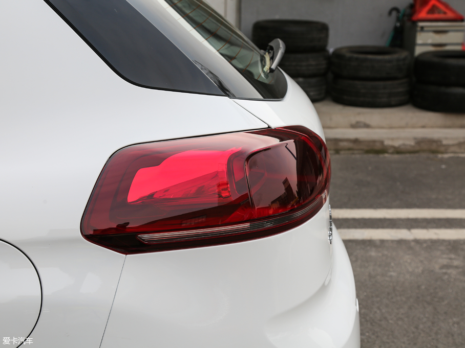 2018��ѩ�F��C3-XR 1.6L �Ԅ����h��