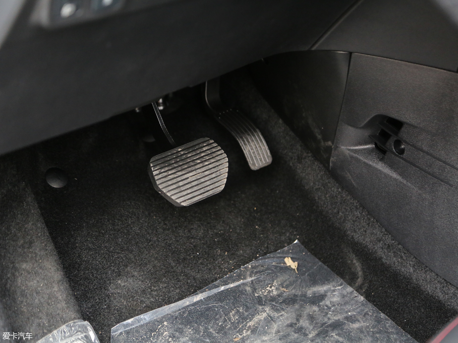 2018��ѩ�F��C3-XR 1.6L �Ԅ����h��