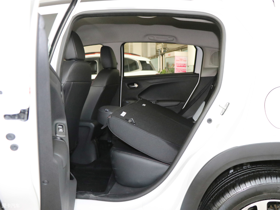 2018��ѩ�F��C3-XR 1.6L �ք�(d��ng)���h��