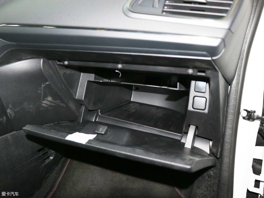 2018��ѩ�F��C3-XR 1.6L �ք����h��