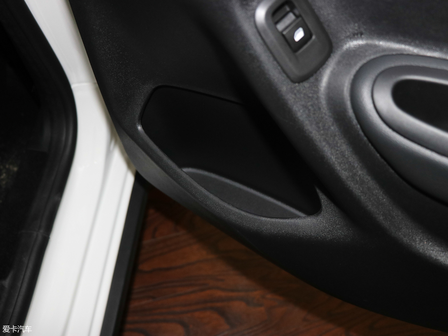 2018��ѩ�F��C3-XR 1.6L �ք����h��