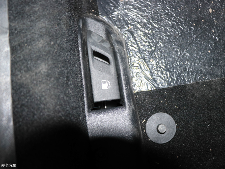 2018��ѩ�F��C3-XR 1.6L �ք����h��