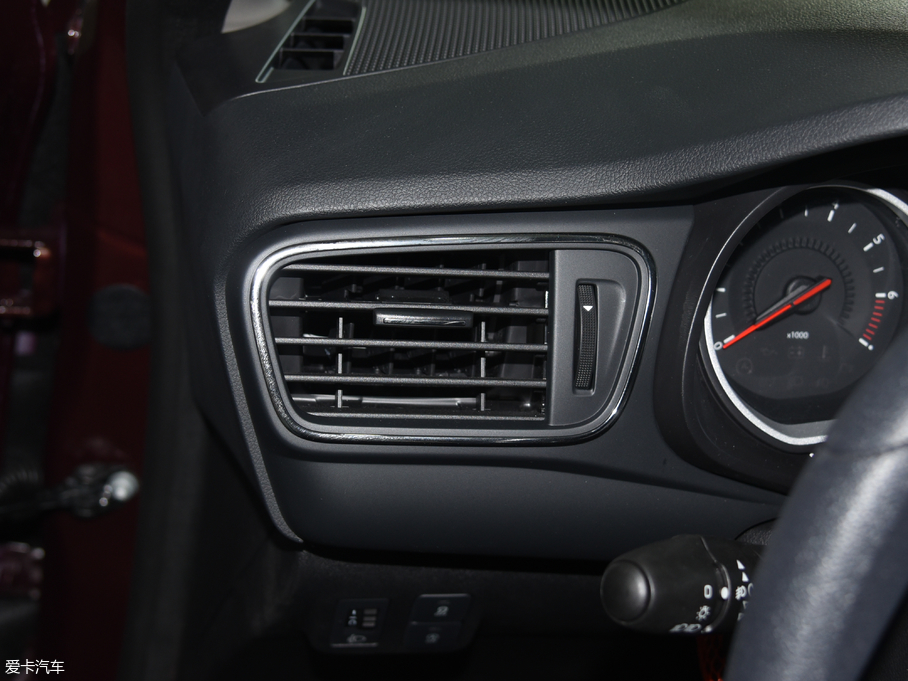 2018��ѩ�F��C3-XR 1.6L �Ԅӕr����