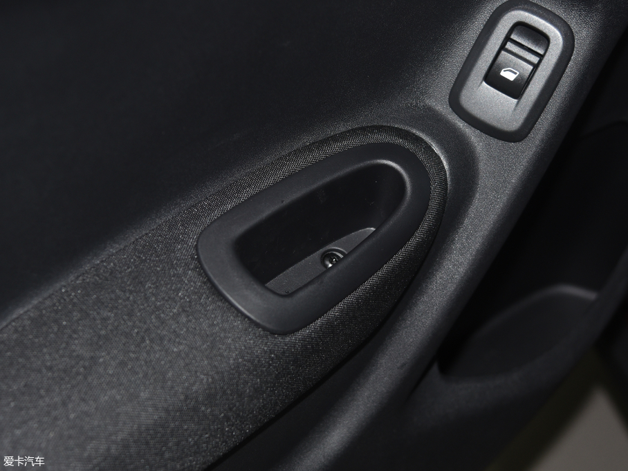 2018��ѩ�F��C3-XR 1.6L �Ԅӕr����