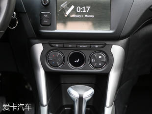 东风雪铁龙2018款C3-XR