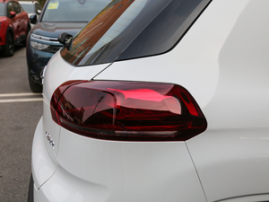 2018款1.6L 自动先锋型 细节外观