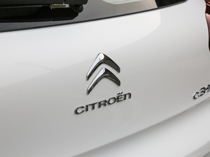 2018款1.6L 自动先锋型 细节外观